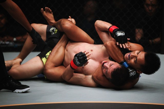 Teknik Kuncian Sambo untuk Melumpuhkan Lawan Cepat
